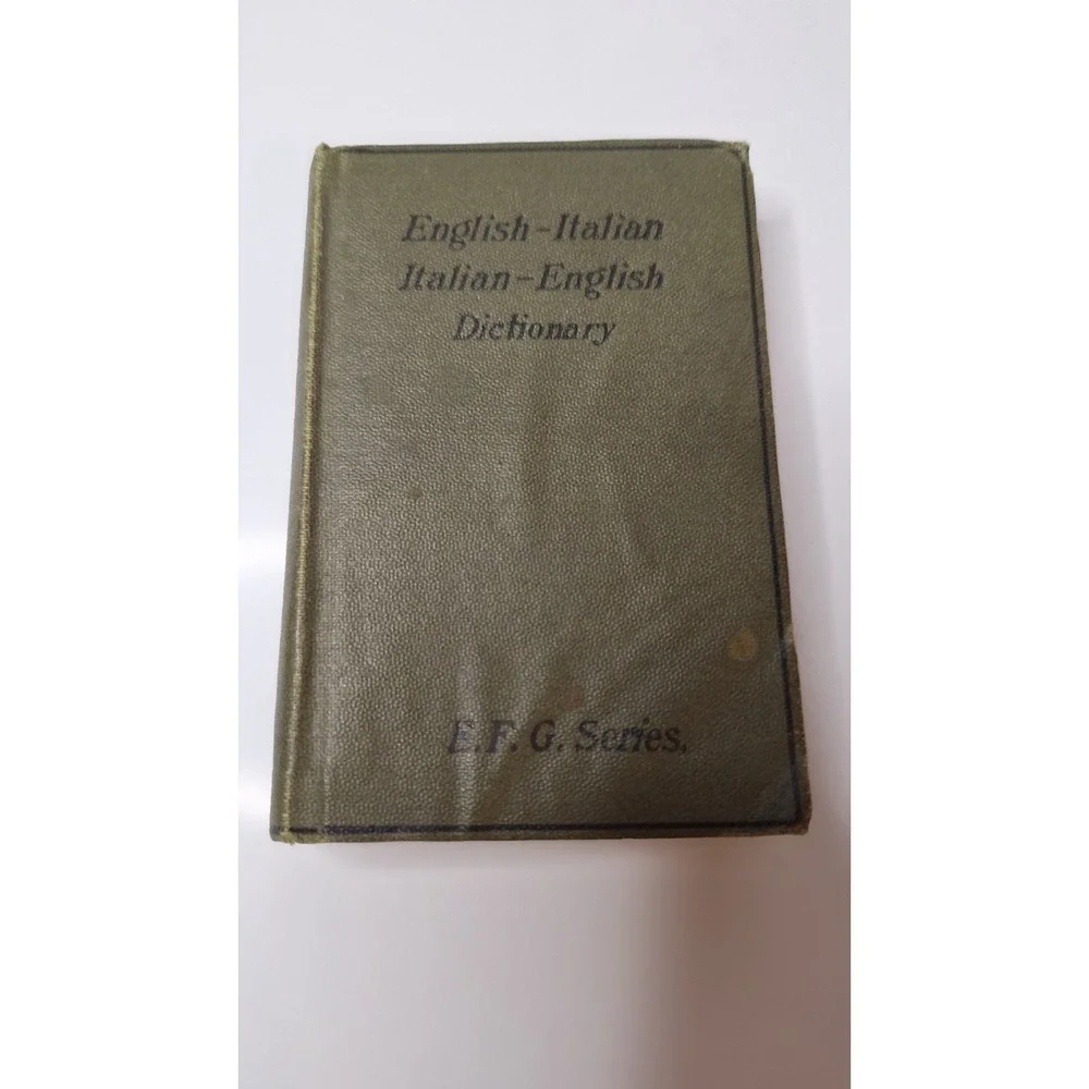 Hardcover Pocket Dictionary,English-Italian/Italian-English, E.F.G.Series
